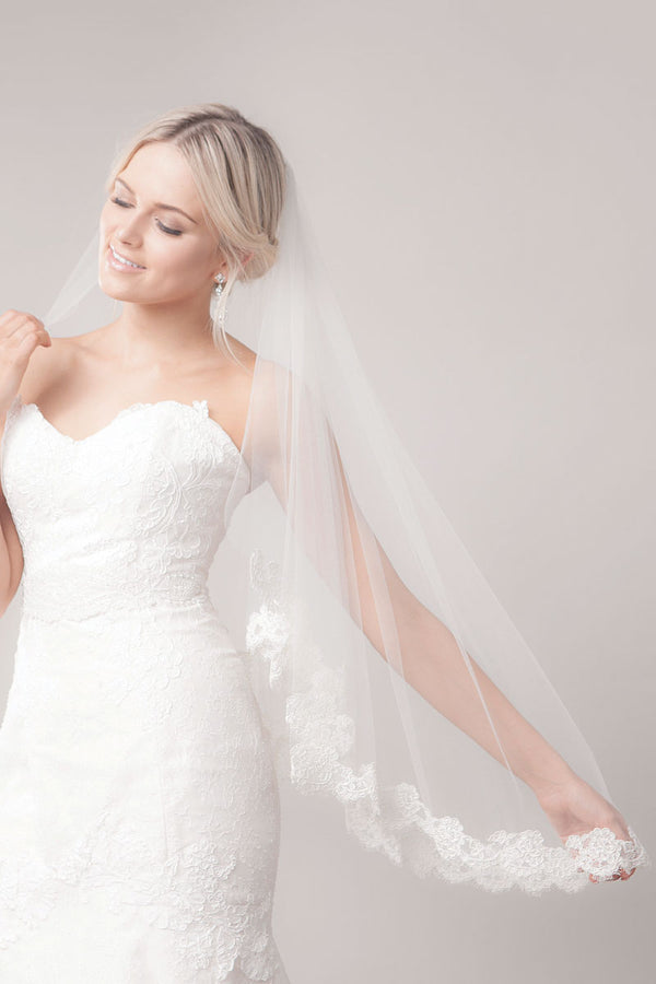 Amp it Up: How to Dress Up a Lace Dress