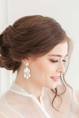 Statement Pearl Chandelier Earrings E0077