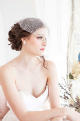 Bridal polka dot birdcage veil. Handmade in Canada illusion net veil. Bridal birdcage veil trend.