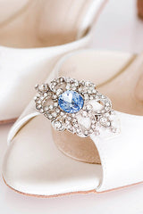 Wedding Shoes. Classic elegant ivory silk dyable bridal heels.