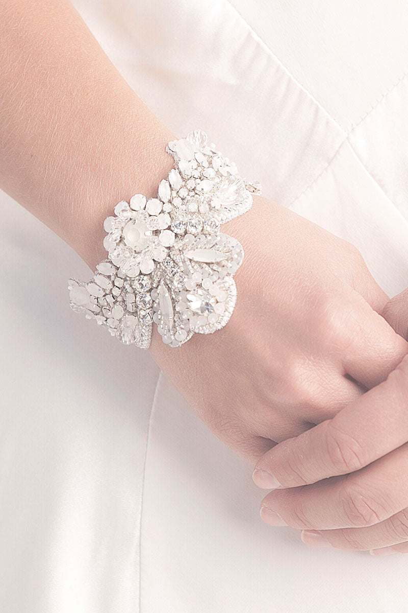 Sevense Cuff