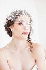 Bridal polka dot birdcage veil. Handmade in Canada illusion net veil. Bridal birdcage veil trend.
