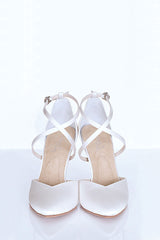 Angela Nuran Milonga stiletto pumps with cruzada straps