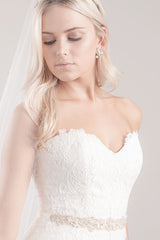 Trista Bridal Sash-Sample Sale