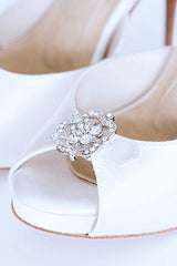 Wedding Shoes. Classic elegant ivory silk dyable bridal heels.