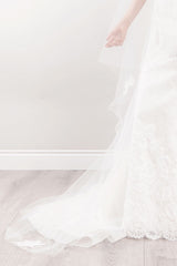 Andrea Chapel Length Veil