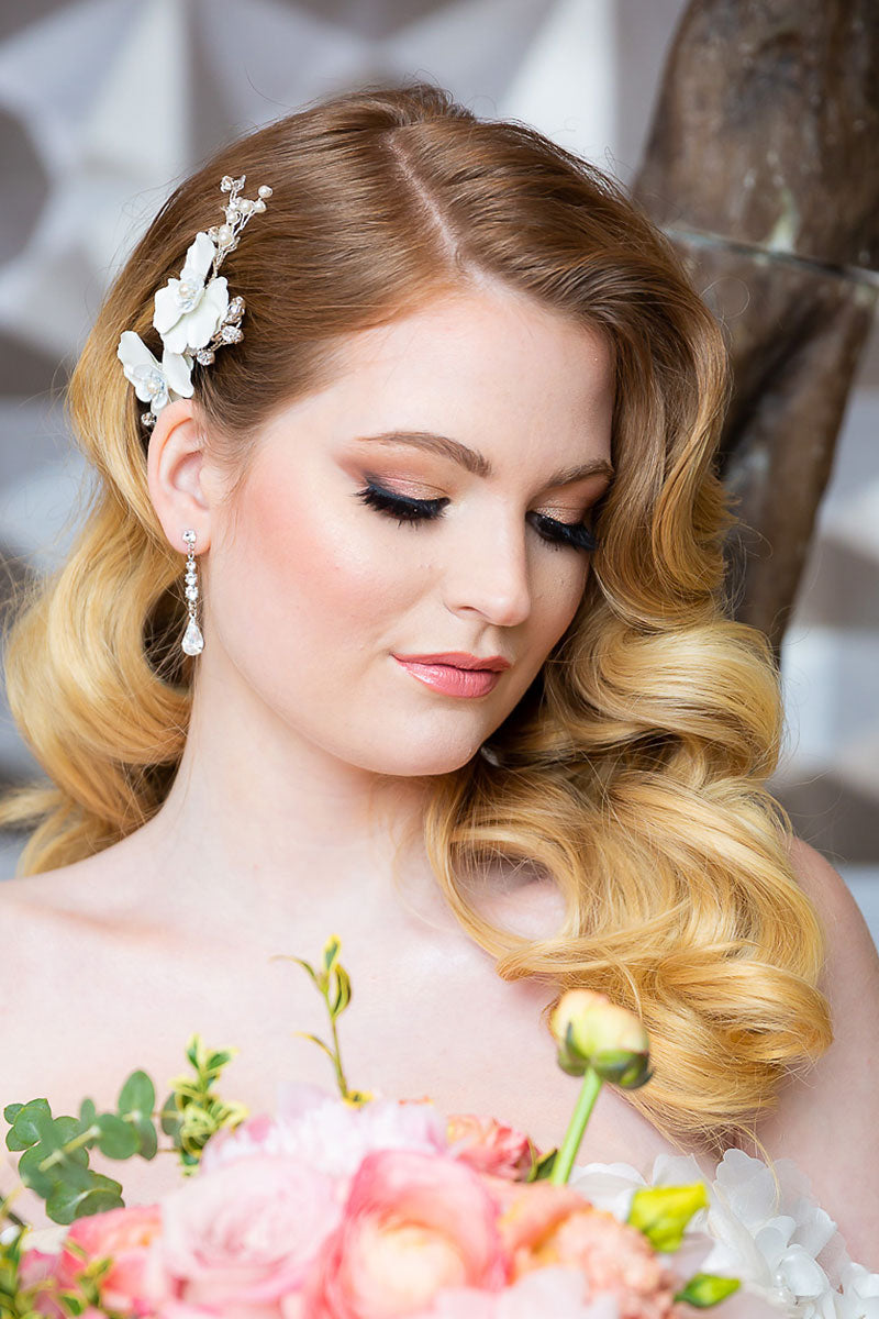 Giordana gardenia hair comb with glam bridal beauty look