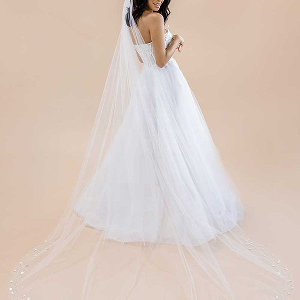 VE0068-Liliya-Cathedral-Veil-