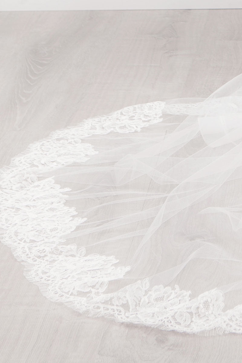 Close up of lace detail on Chelsea wedding veil